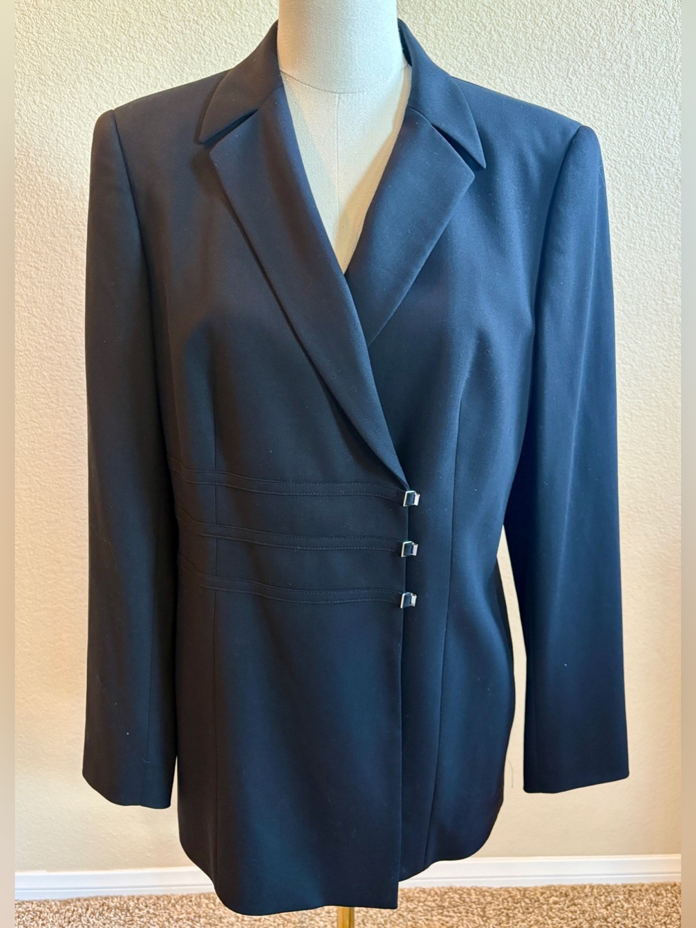 NEW w/Tags Escada Sleek Black Tailored Wool Blazer Women's Size 10 EUR 40
